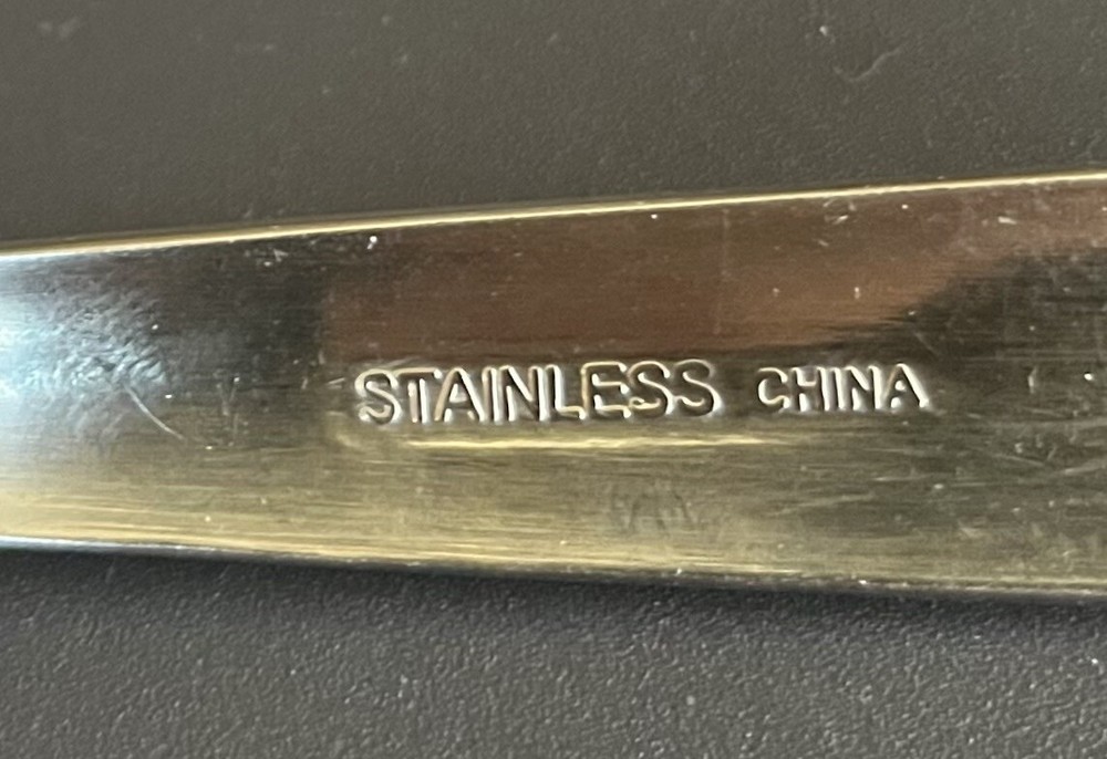 2 Oneida Glissade Stainless 8” Dinner Forks