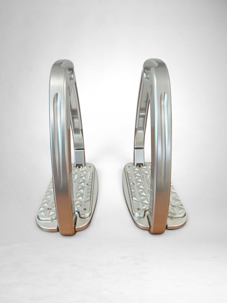 Tech Stirrups Venice Sloped Medium
