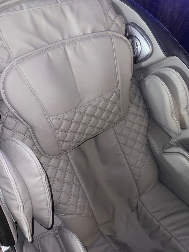 Full Body Zero Gravity Massage Chair