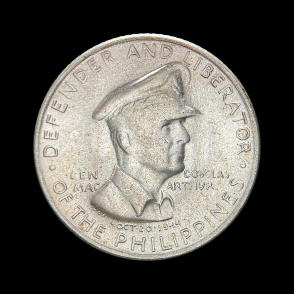 PHILIPPINES. 1947, 50 Centavos, Silver - Gen MacArthur, 13