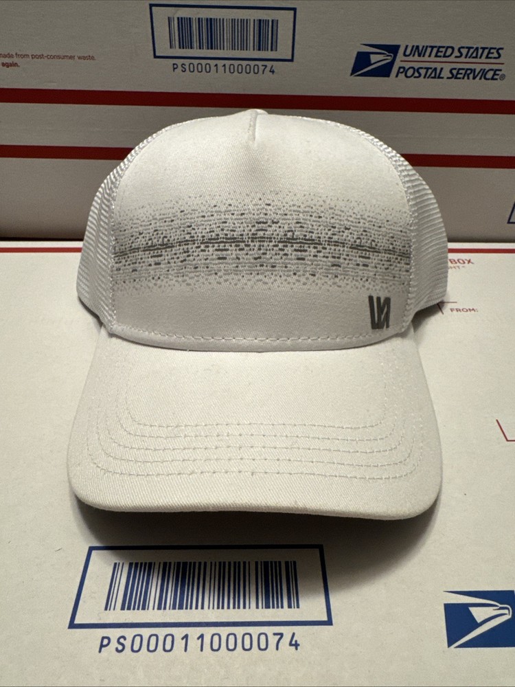 Vrst Golf Hat NWT SnapBack White