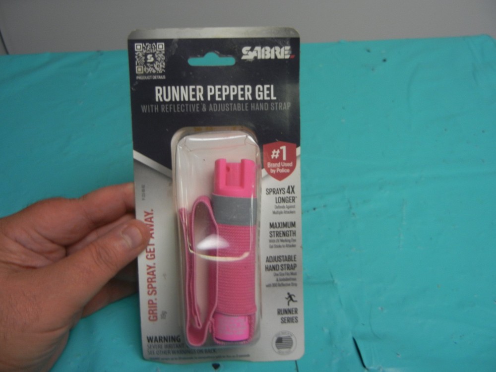 Saber Runner Pepper Gel Pink NEW