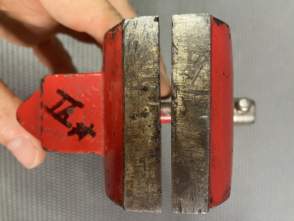 Sears Red bench Vise/Clamp (2.5" Jaws)