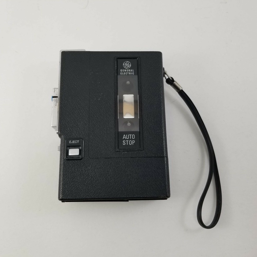GE General Electric (TAPE DOESNT SPIN) Compact Cassette Recorder w Condenser Mic