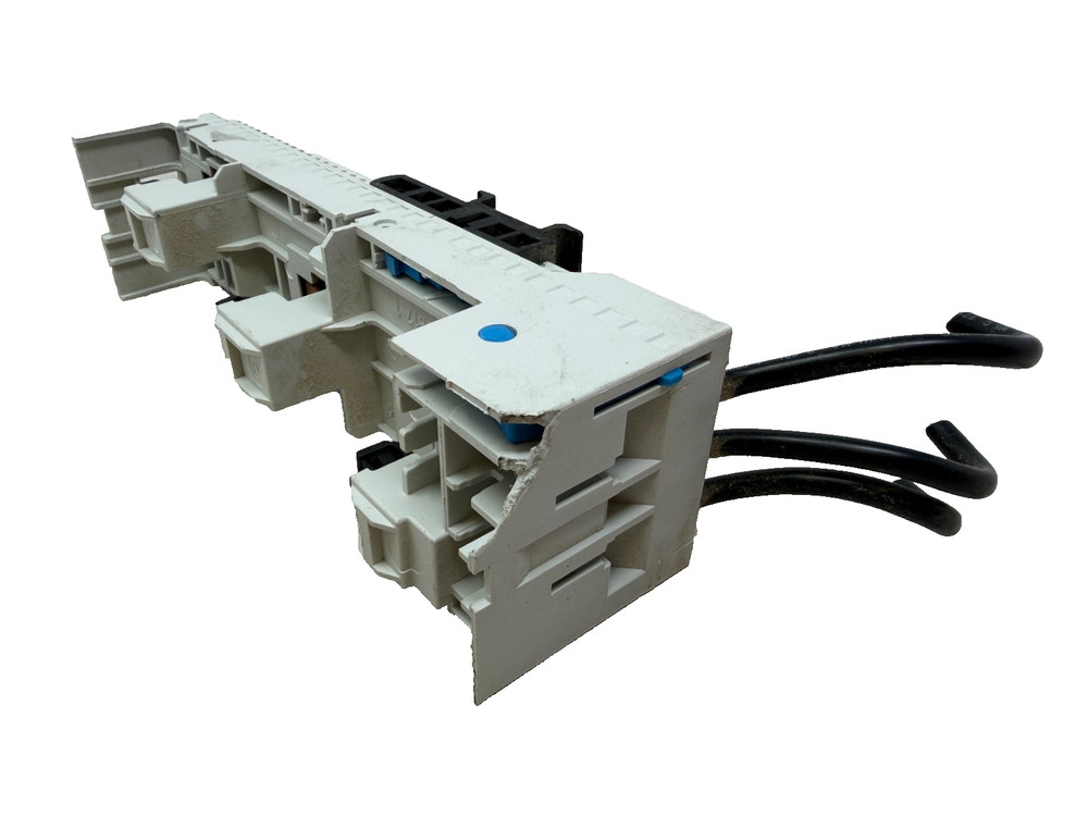 Wohner 32441 Busbar Adapter *Damaged*