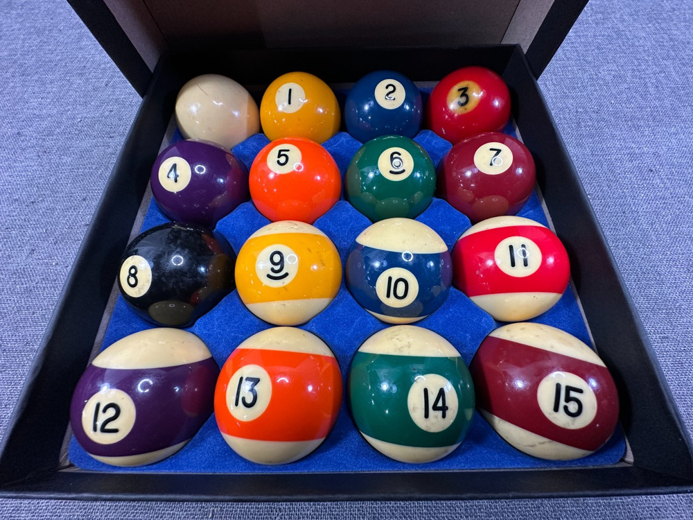 Belgian Aramith Pool Table Balls - Used