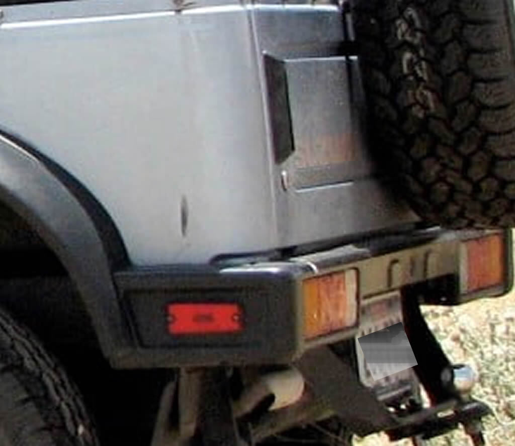 * USA SHIPPER * SWB LHD Suzuki Samurai Rear Bumper Protector Cover End SET