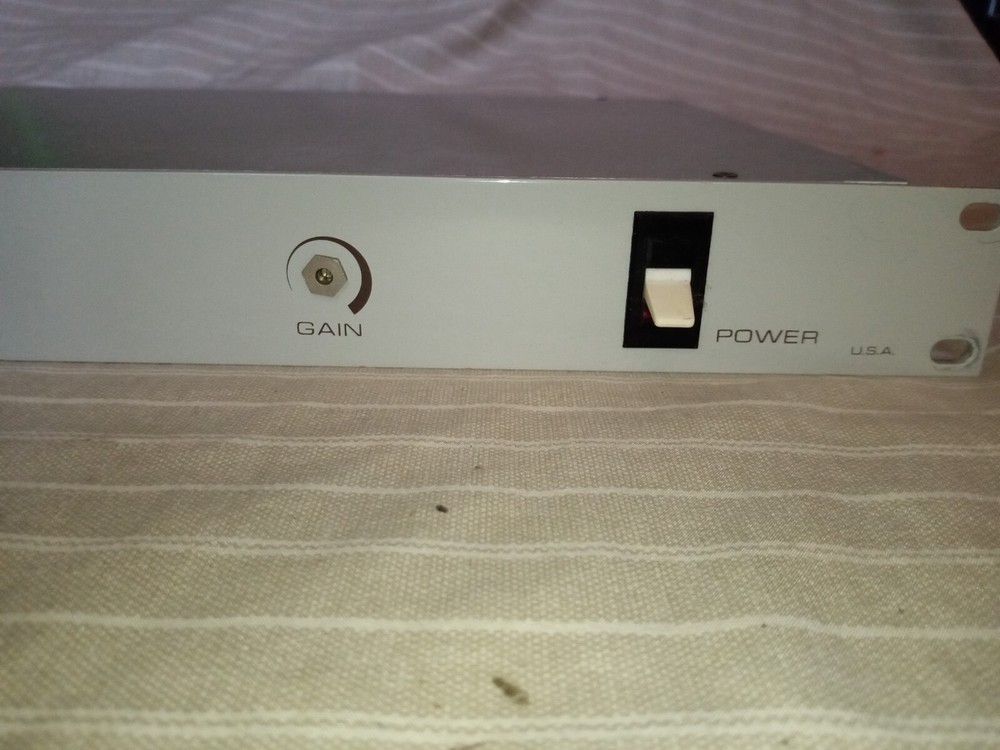 Shintron Model 311 Audio Distribution Amplifier Rackmount Extended Dynamic Range