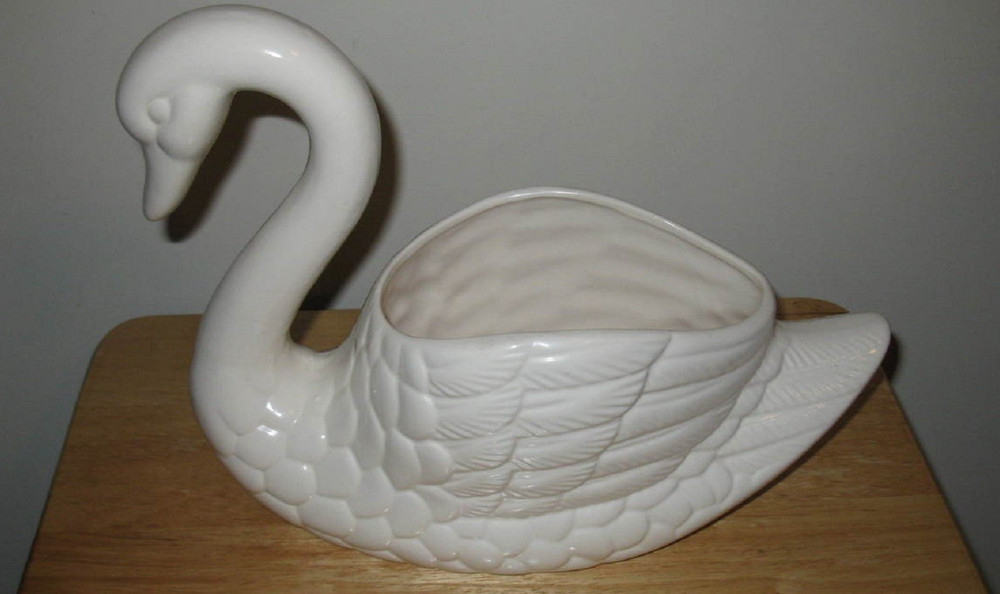 Swan Vase White