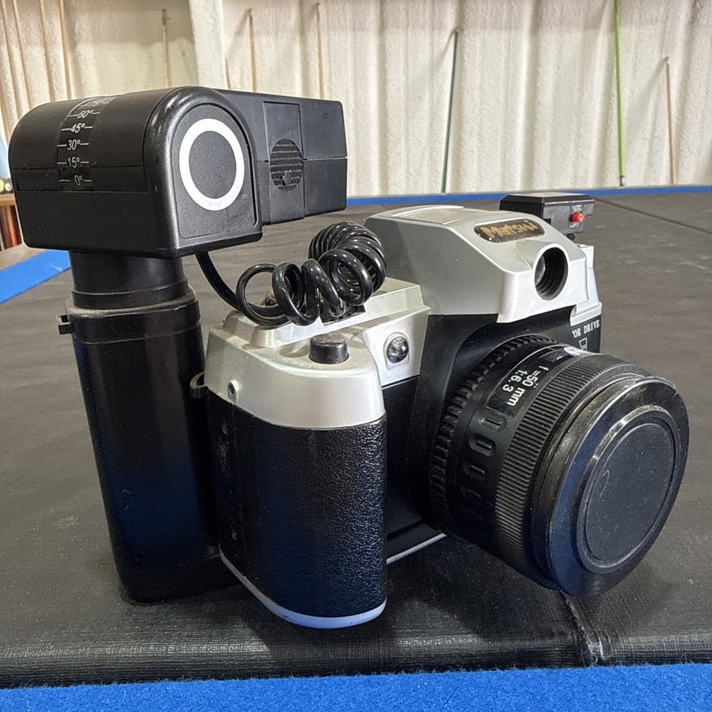 Matsui 35mm Film Camera With External Adjustable Flash