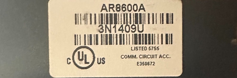 APC AP8600A NetShelter Cable Management, Horizontal Cable Manager, 2U x 4". USED