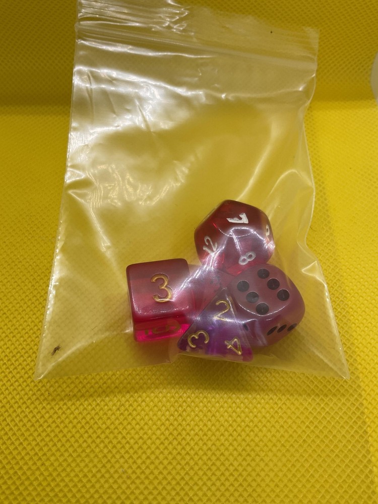 Pink Red Translucent 5pc Polyhedral Dice Set D4 D4 D6 D6 D10 Tabletop Gaming