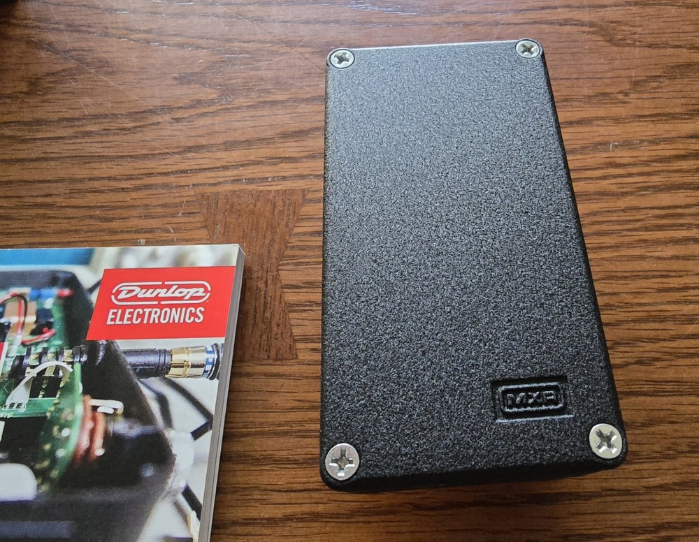 Dunlop MXR SuperComp M132 Compressor Guitar Effect Pedal