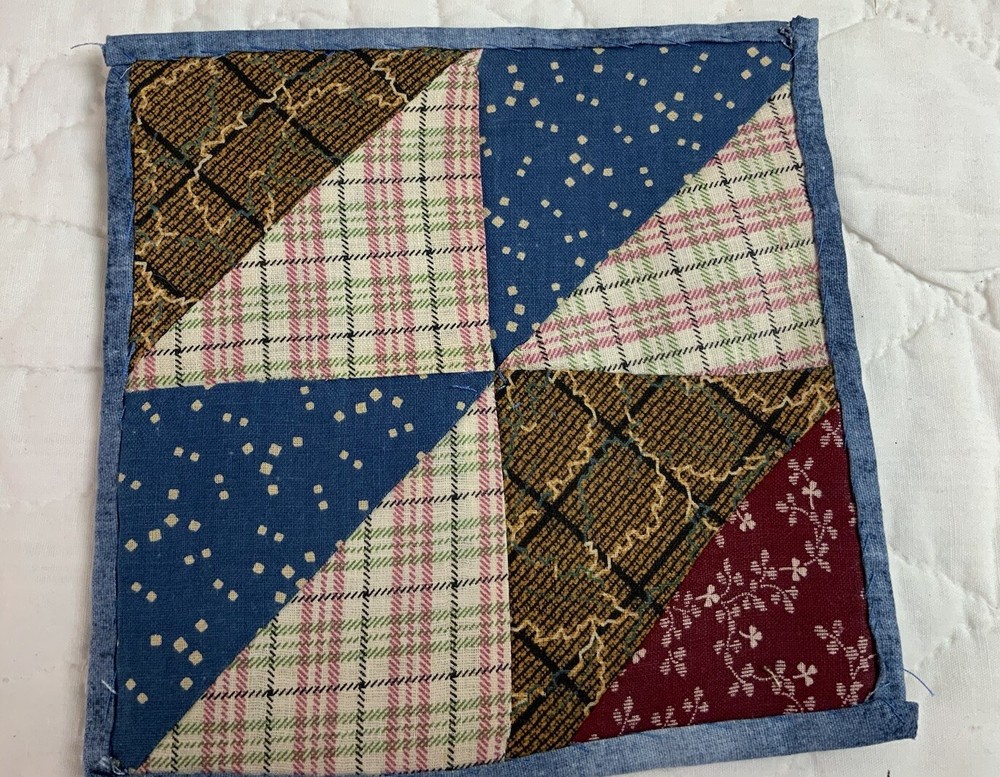 Antique Vintage Patchwork Small Doll Quilt Or Table Topper, 4 Patch W/ Triangles