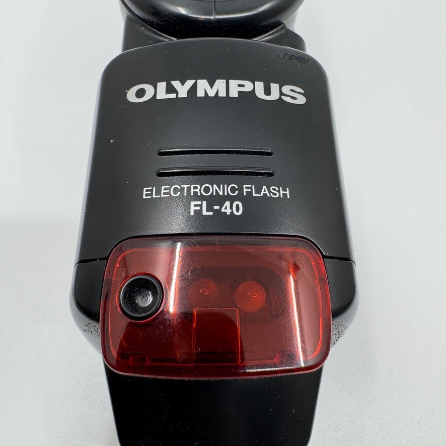 Olympus Electronic Flash FL-40 Shoe Mount Flash Camera Accessory Excellent Used