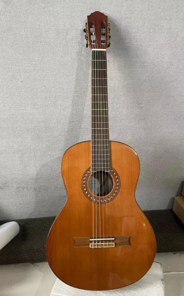 Vintage Classical Acoustic Guitar 39" A+Solid Red Cedar Top/Mahogany Back & Side
