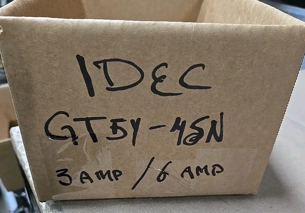 Idec GT5Y-4SN Electronic Timer 3AMP 100/120V