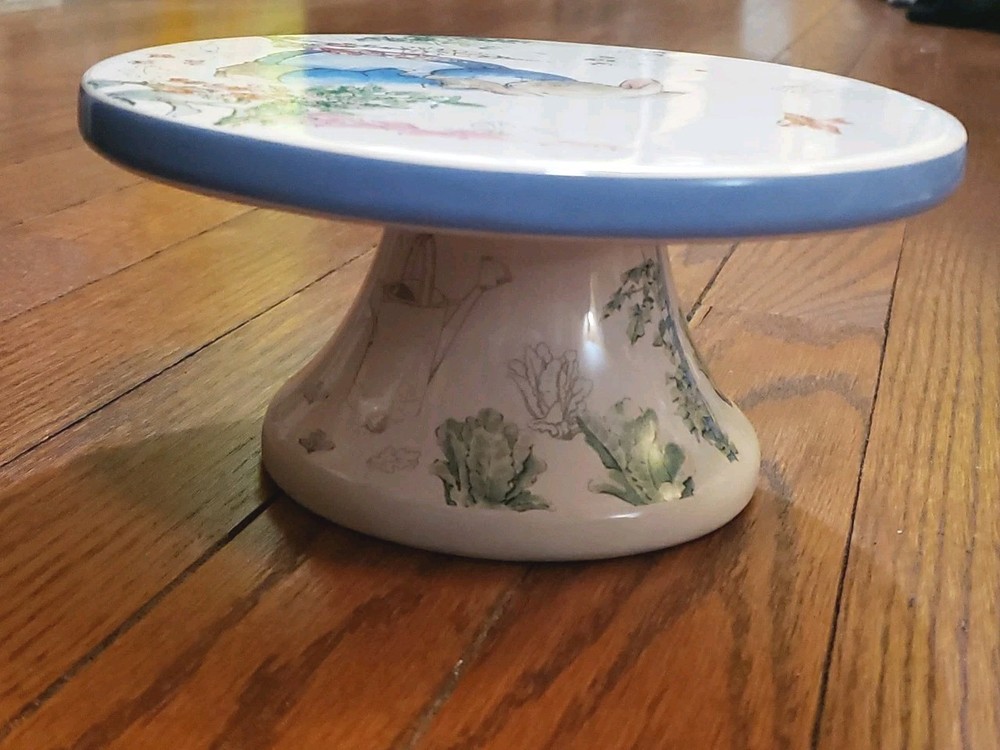 Beatrix Potter Momma & Peter Rabbit Easter Dessert Pedestal Cake Stand 7"