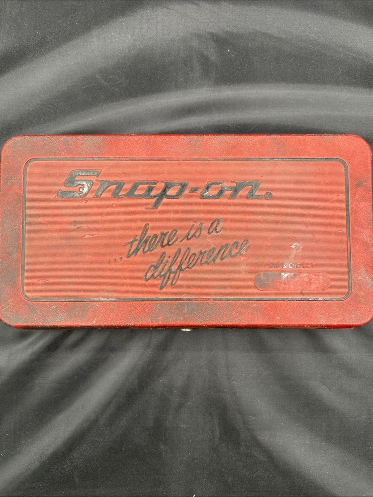 Snap-On TD 2425 Tap &Die Set With Double Hex- Not Complete (4) Pieces Missing