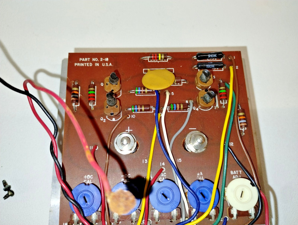 DeVry Institute Of Technology Transistorized Meter, Needs Restoration, Complete.