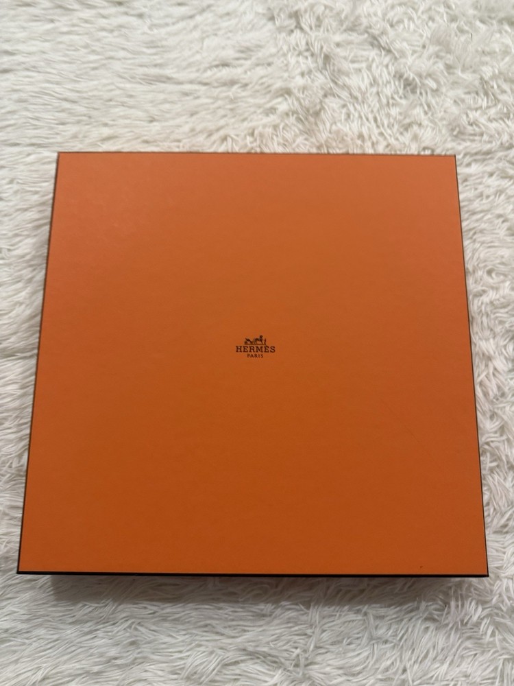 HERMES Empty Gift Box 14x14.5