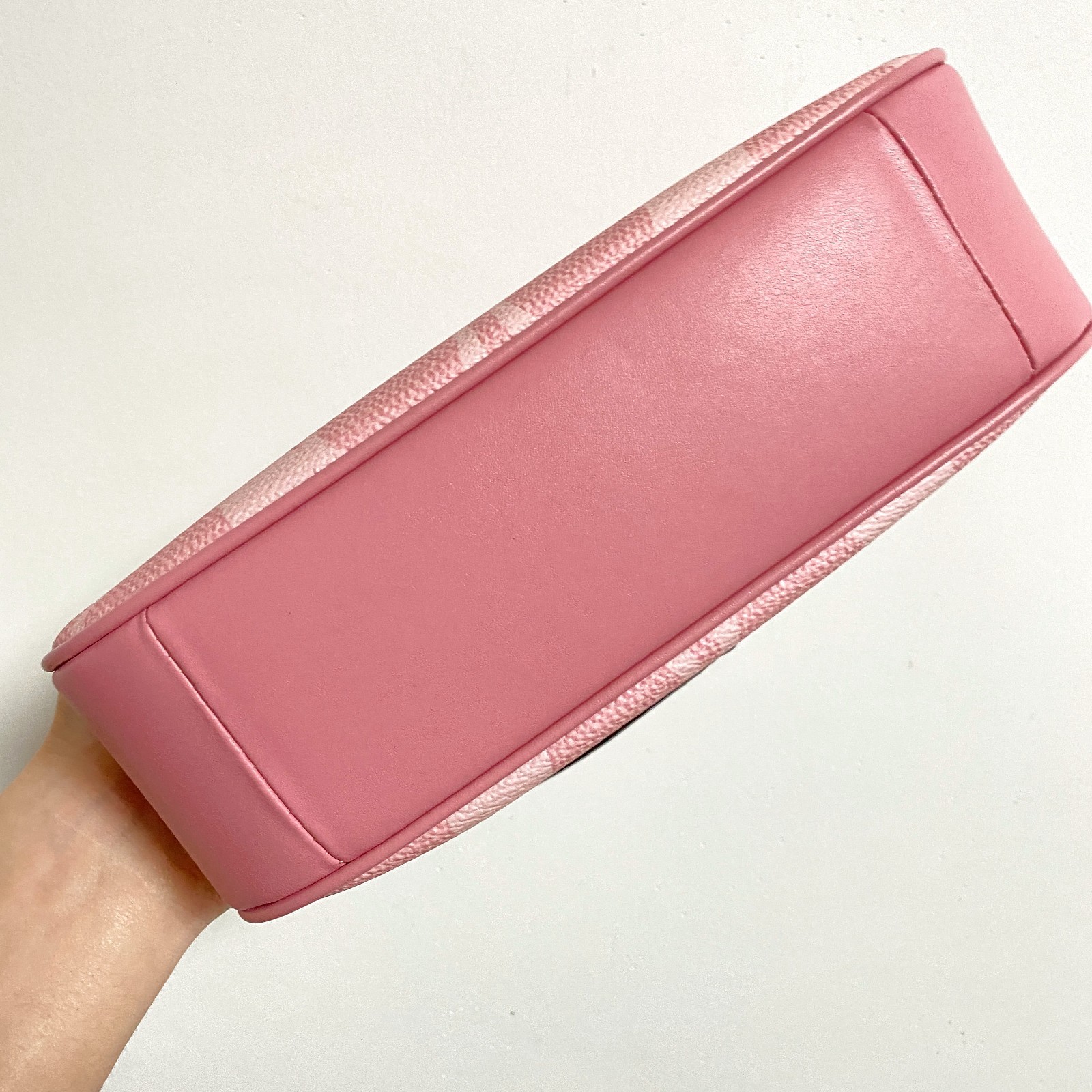 Outlet Product Coach CAL51 Teri Shoulder Bag In Signature Canvas Powder Pink