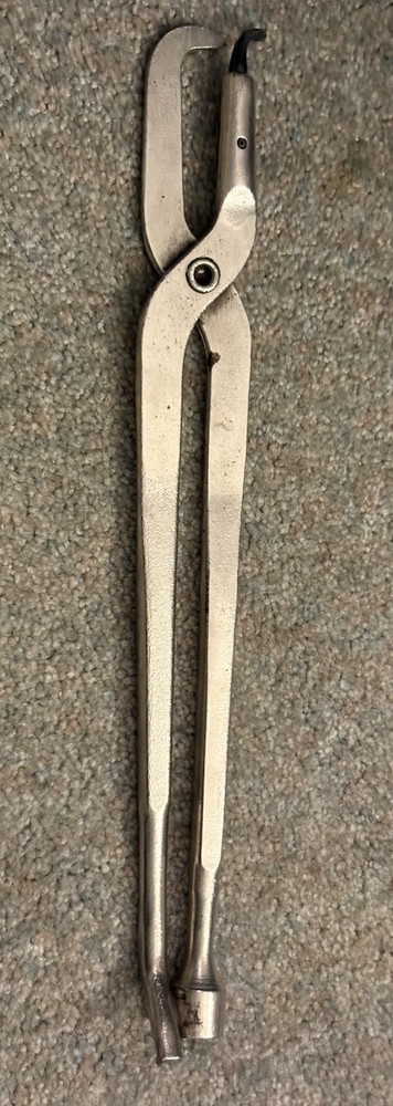 Snap On Tools USA 131A 13.5” Long Brake Spring Pliers with Replaceable Hook