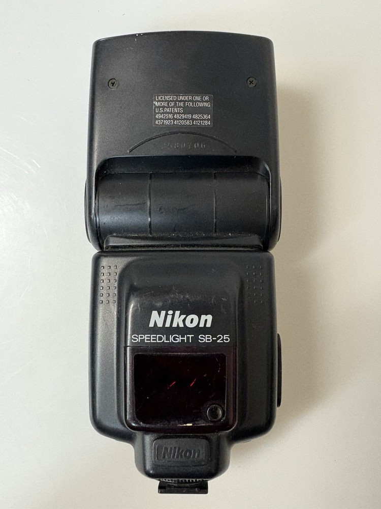 NIKON SPEEDLIGHT SB-25 FLASH - UNTESTED ITEM FOR PARTS ONLY