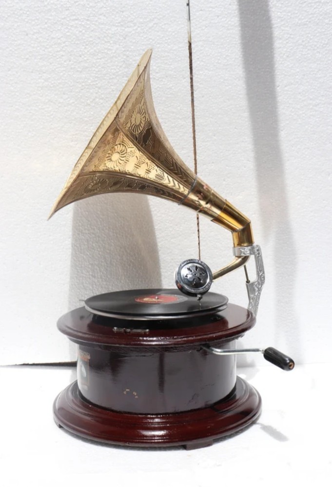 Antique Gramophone Fully Functional Working Phonograph win-up record player
