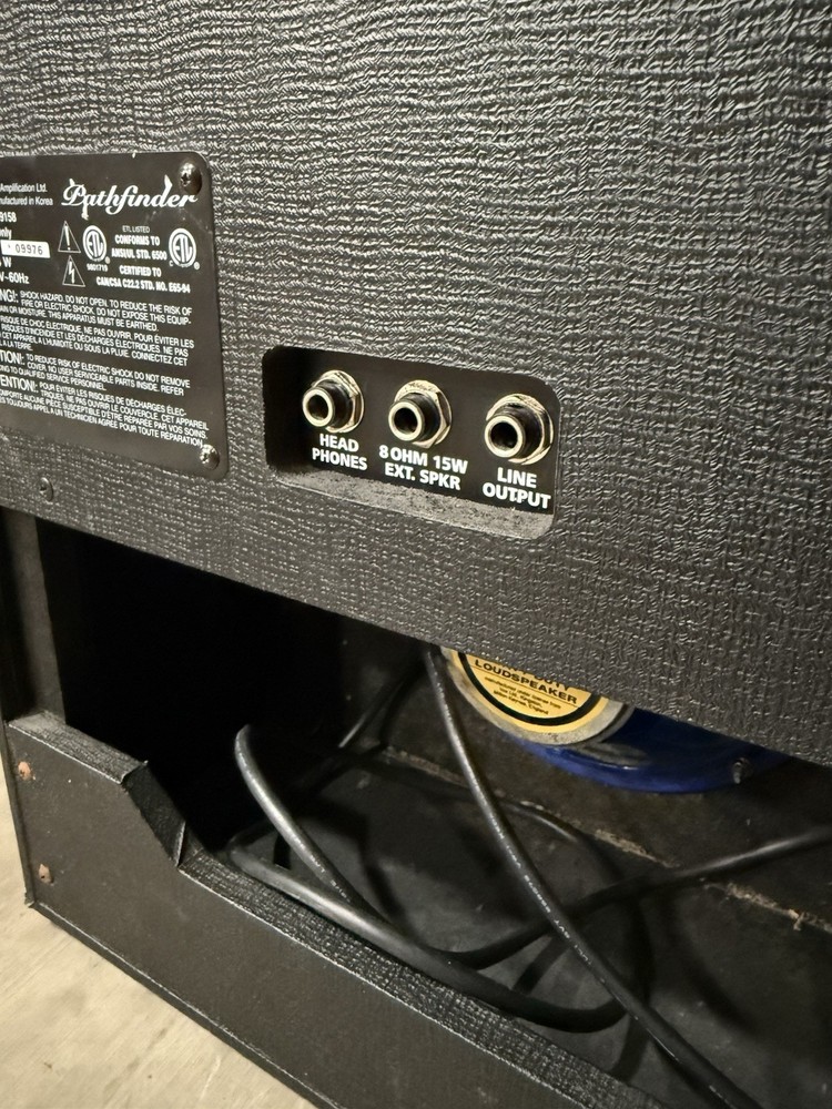 VOX V9158 (B06007331) AMP WORKING GOOD TESTED