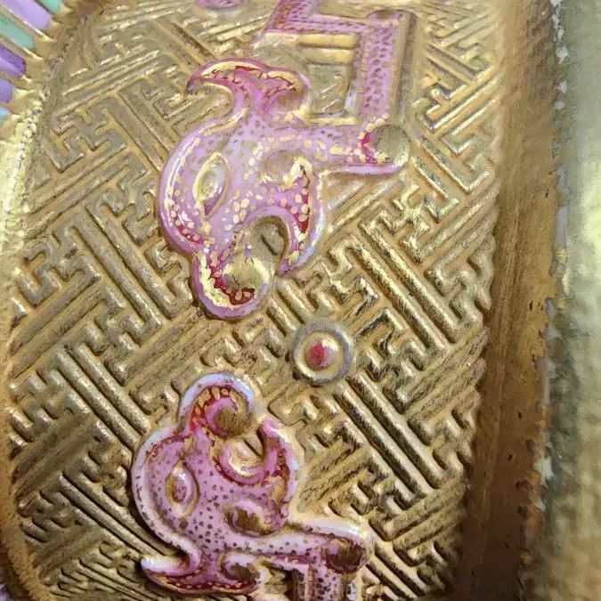 Imperial Enamel Gold-Embossed Dragon Cloud Pattern Incense Burner Official