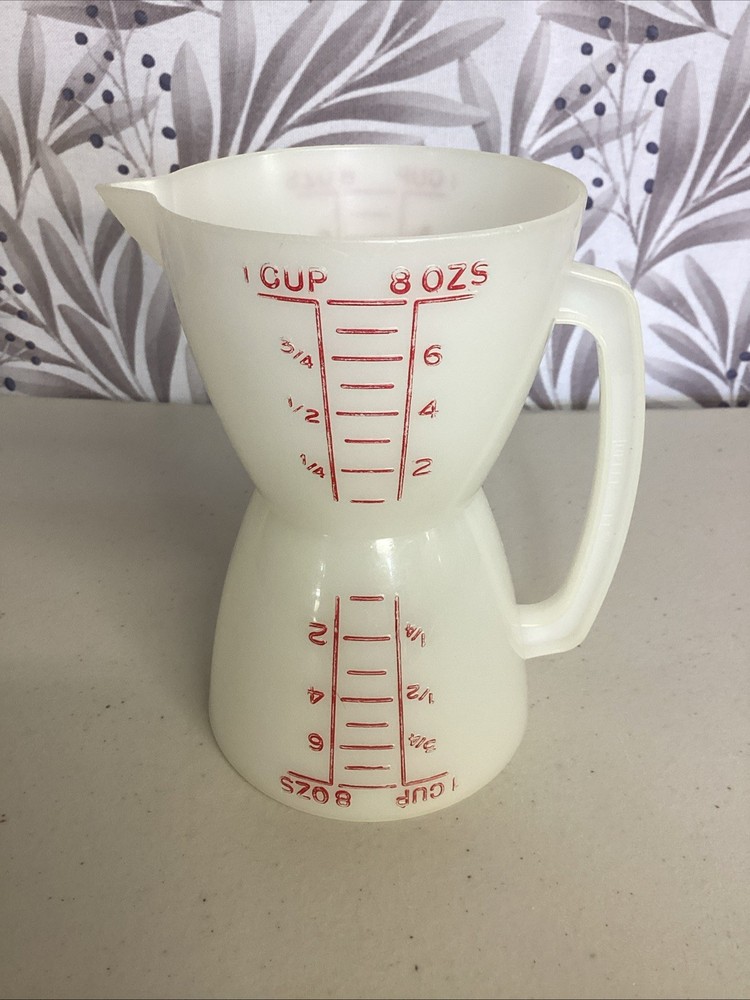 Vintage Tupperware Double Sided Wet/Dry Measuring Cup