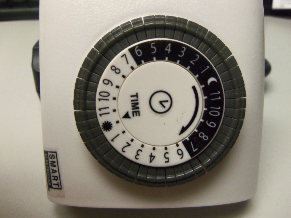 Indoor & Outdoor Timer, Timer Combo 2 Pack, On @ Dusk, Off @ Dawn