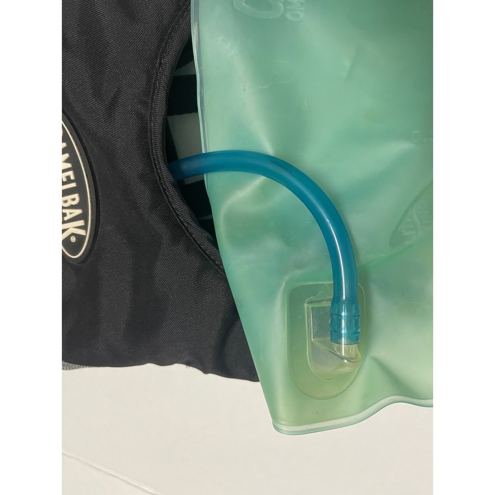 CamelBak Hydration Pack Backpack w Bladder Hiking Cycling Running Black Gray