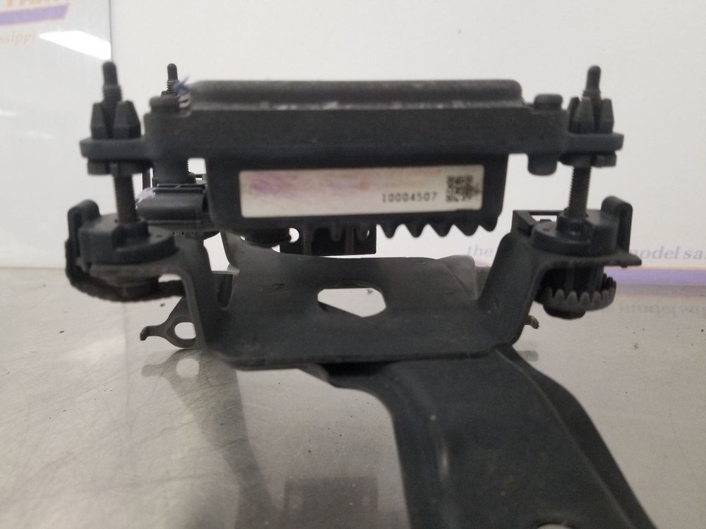 10 LEXUS LS460 PRE-CRASH SYSTEM RADAR UNIT FRONT 8821050160