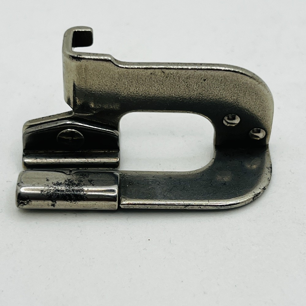 Hemstitcher Singer Featherweight Sewing Machine Attachment low shank 120887