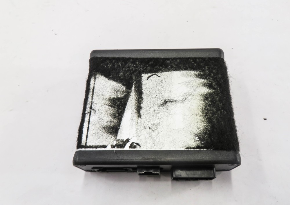 2008 PORSCHE CAYENNE (957) NAVIGATION TV CONTROL MODULE