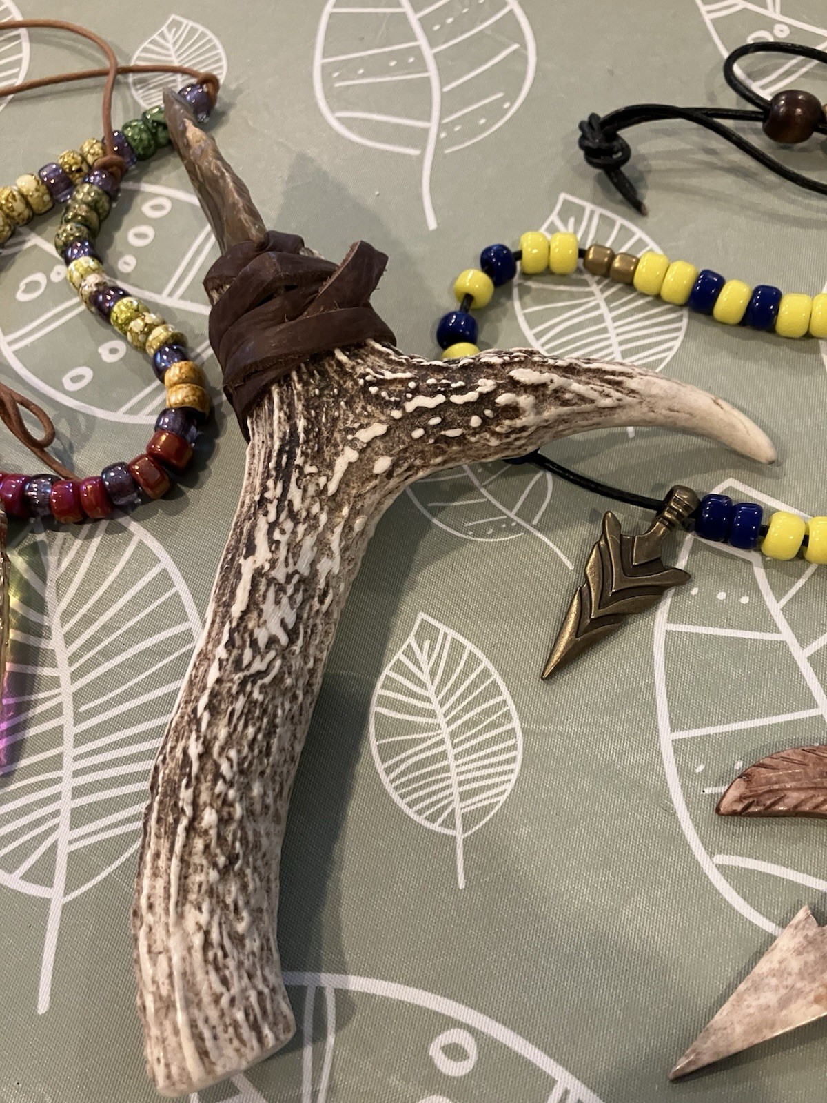 Flint Knapped Stone Arrowhead Blade W/ Antler Handle Knife 8.”inch & EXTRAS