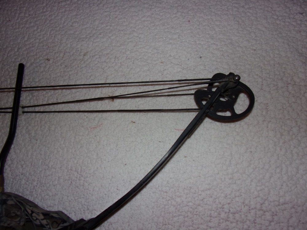 PSE Archery Fire-Flight Game Sport Compound Bow