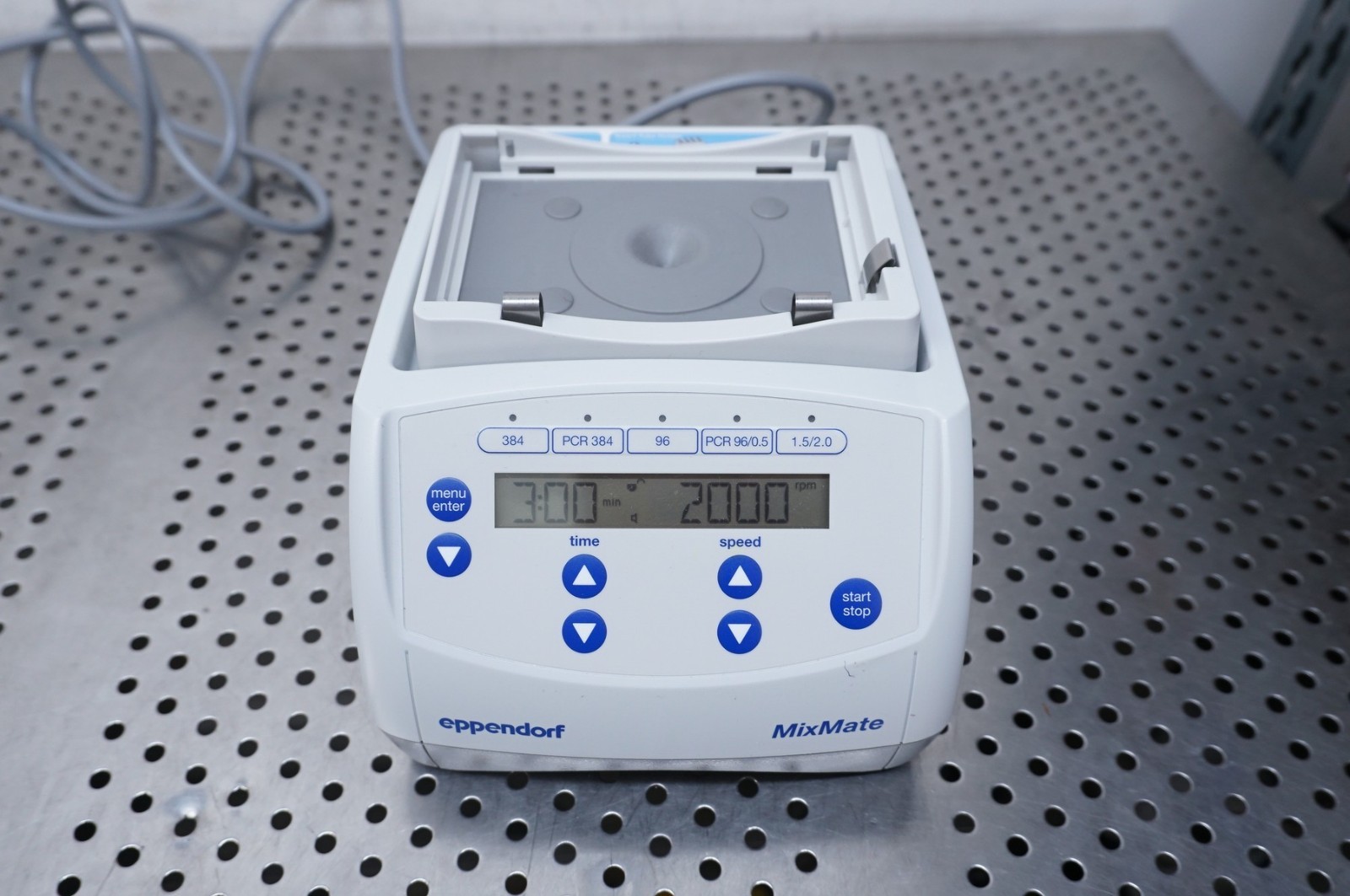 Eppendorf MixMate Mixer 5353 Without Holder