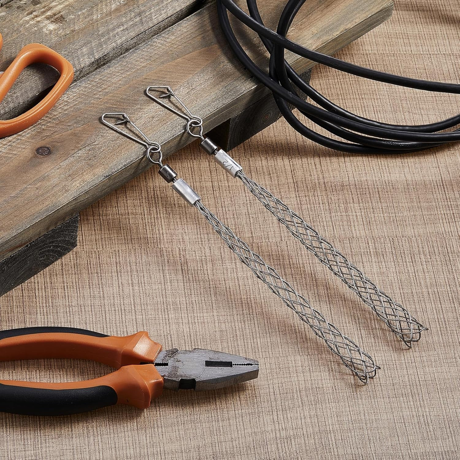 2 Pcs 1/2 in Wire Pulling Grip Mesh Metal Cable Puller Socks Wire Tools for Elec