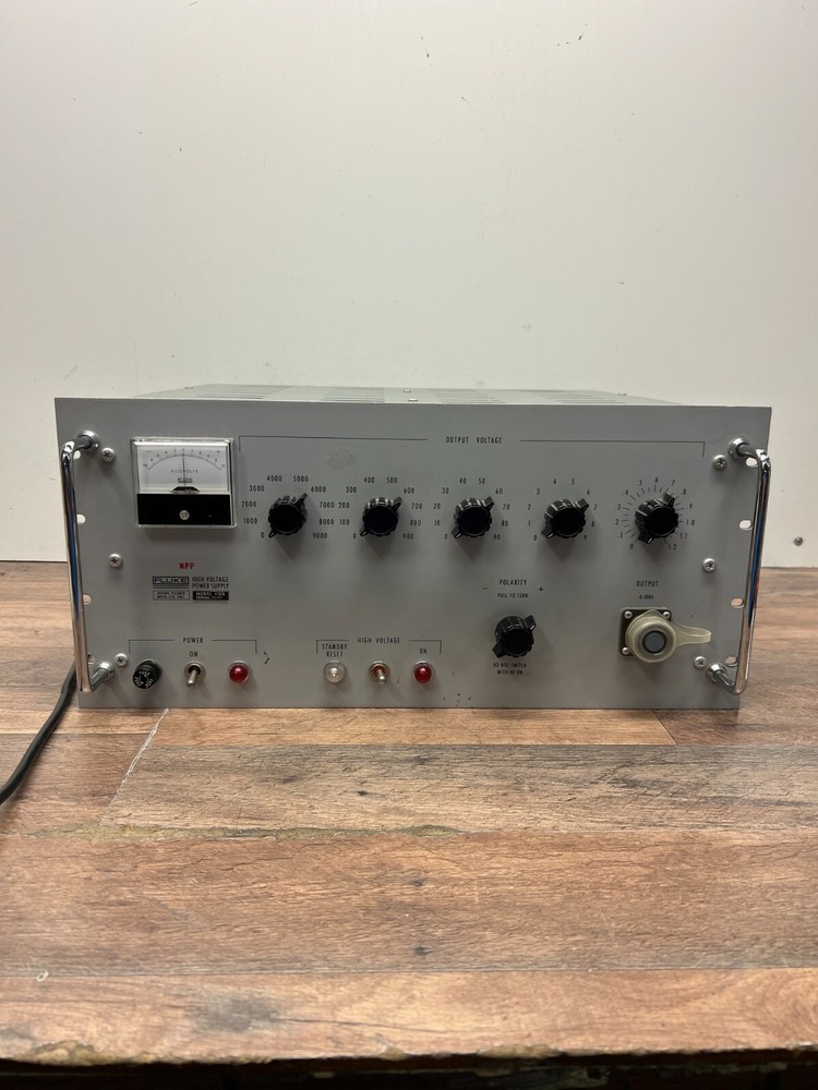 Fluke 410B High Voltage Power Supply