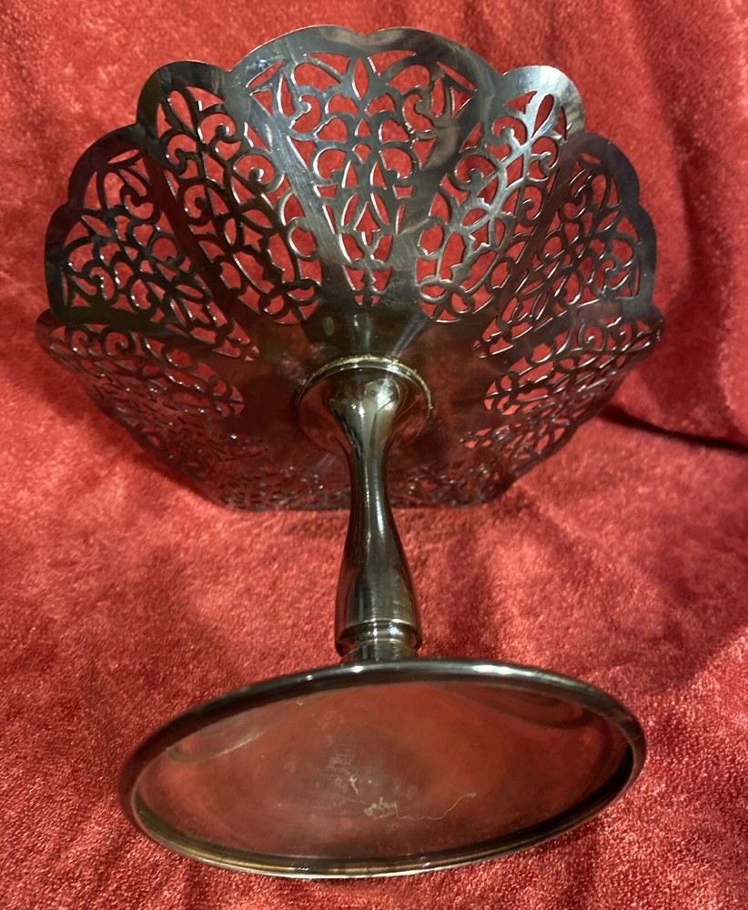 VINTAGE INTERNATIONAL SILVER CO. SILVERPLATED COMPOTE