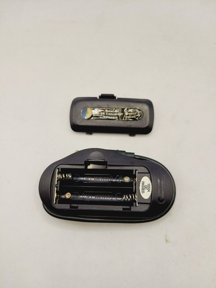 BELKIN TUNE CAST FM TRANSMITTER MODEL F8V367 Used