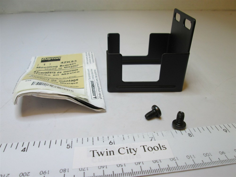 General Purpose Pneumatic Intermediate Mounting Bracket 2-3/8" x 2-1/8" x 2-1/2"