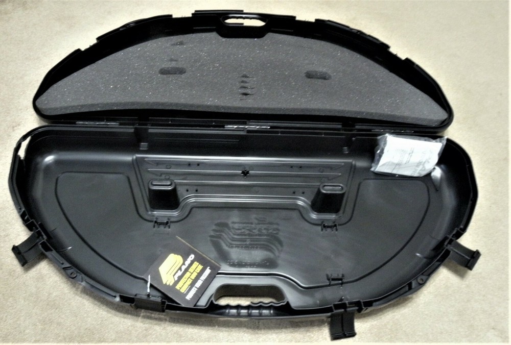 Plano Protector Compact Bow Case Black
