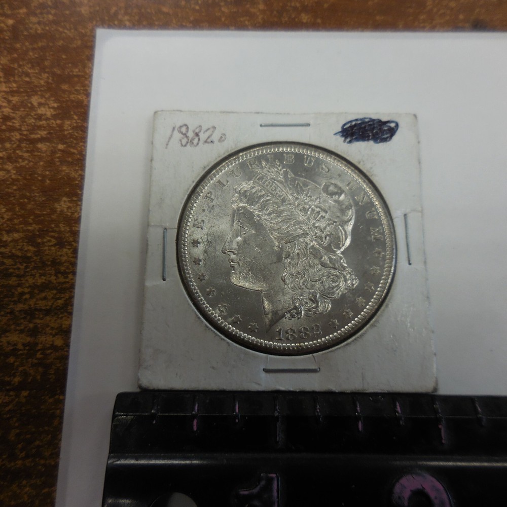 BU 1882O  MORGAN SILVER DOLLAR $1 COIN #2