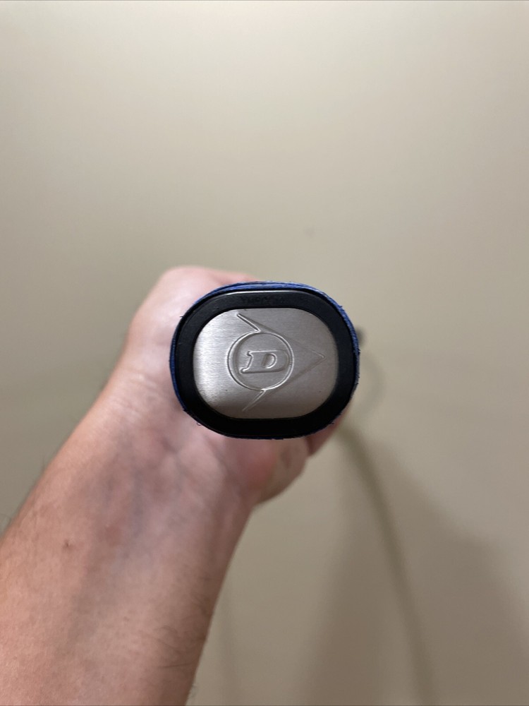 Dunlop Black Max Carbon 520 Squash Racket.