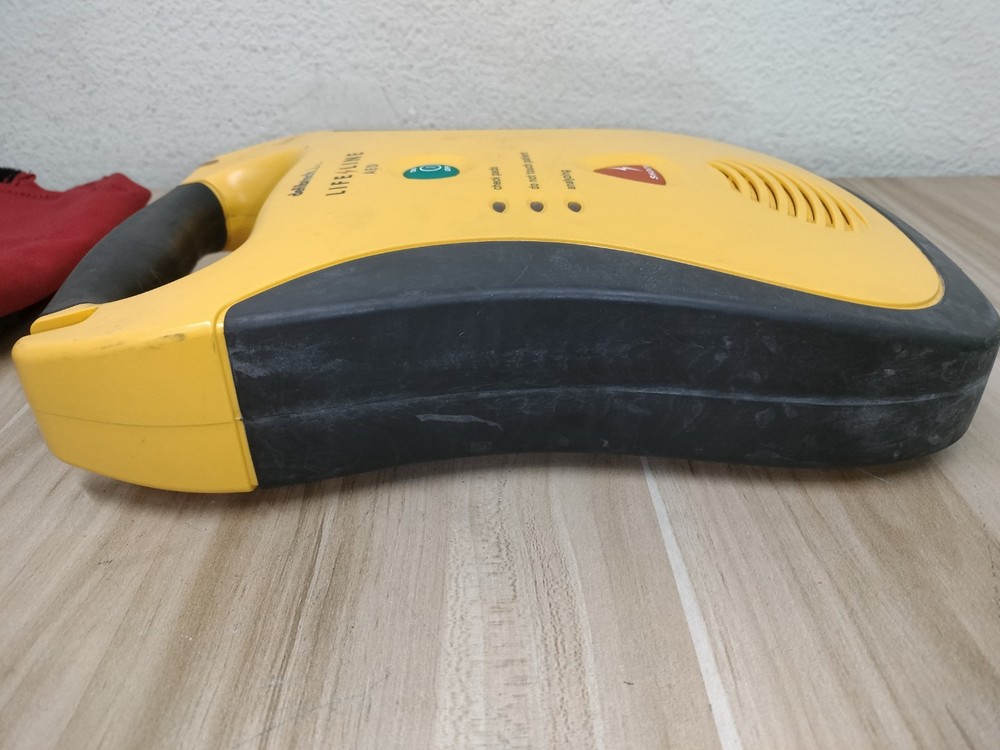 Defibtech Lifeline AED DDU-100 DDU-100A