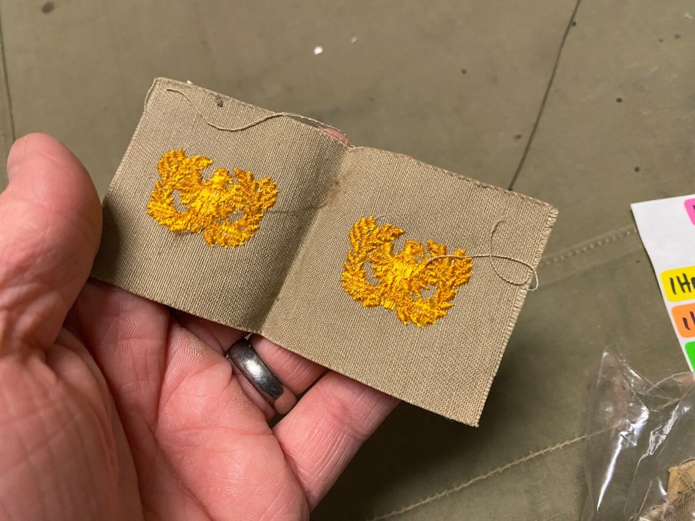 ORIGINAL WWII US ARMY CLASS A JACKET & SHIRT SEW ON "FLIGHT" OFFICER INSIGNIA